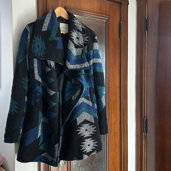 Thread &Supply - Picture 2 of 4